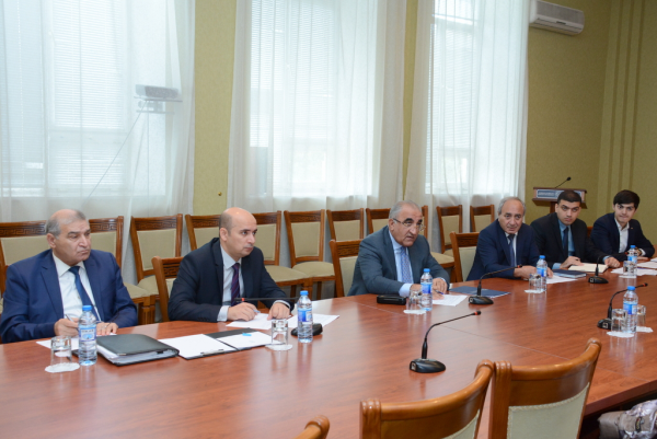 UNEC-də yeni tədris ilinin ilk “Açıq qapı”sı